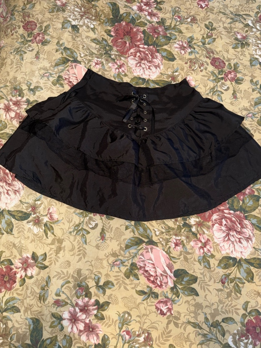 Black mini skirt with lace up detail and ruffle under :3